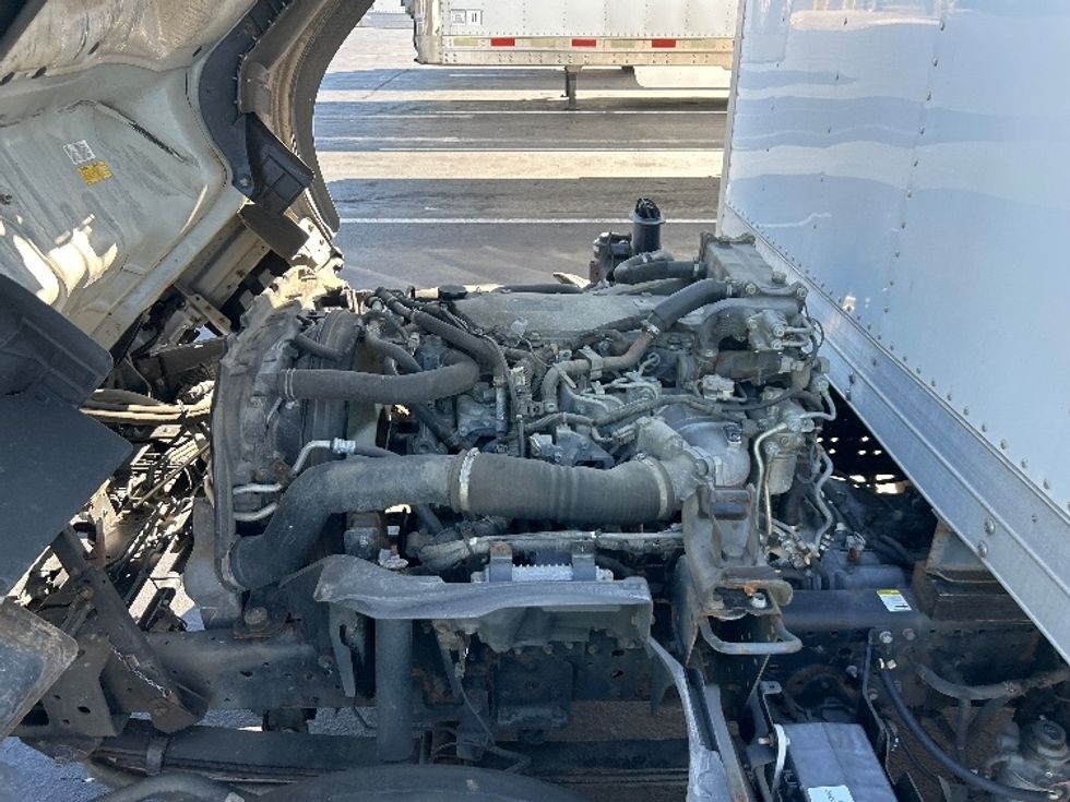Light Duty Box Truck-Light and Medium Duty Trucks-Isuzu-2022-NPRXD-Piqua-OH-181,639\n\t\tmiles-$ 34,250 - Image 24