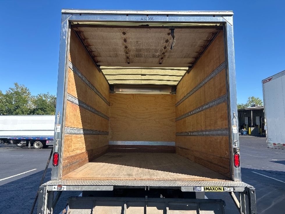 Light Duty Box Truck-Light and Medium Duty Trucks-Isuzu-2022-NPRXD-Piqua-OH-181,639\n\t\tmiles-$ 34,250 - Image 8