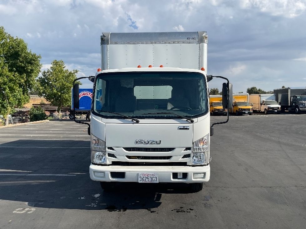Light Duty Box Truck-Light and Medium Duty Trucks-Isuzu-2022-NPRXD-Sacramento-CA-23,335\n\t\tmiles-$ 61,000 - Image 2