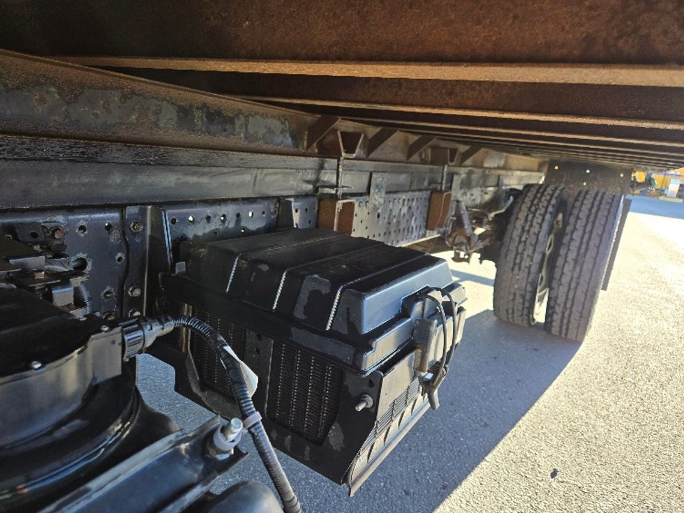 Light Duty Box Truck-Light and Medium Duty Trucks-Isuzu-2022-NPRXD-Spokane Valley-WA-48,357\n\t\tmiles-$ 55,500 - Image 5