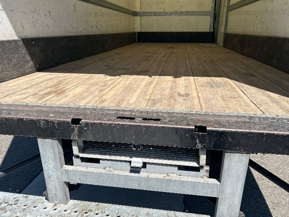 Light Duty Box Truck-Light and Medium Duty Trucks-Isuzu-2022-NPRXD-Torrance-CA-112,976\n\t\tmiles-$ 47,000 - Image 10