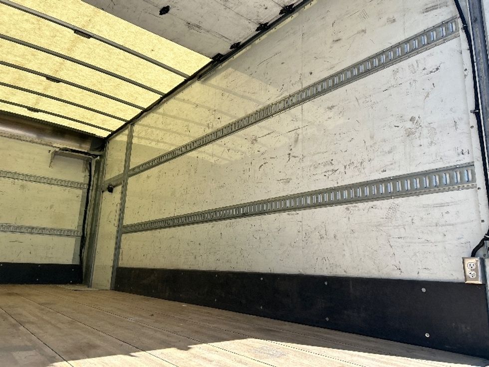 Light Duty Box Truck-Light and Medium Duty Trucks-Isuzu-2022-NPRXD-Torrance-CA-112,976\n\t\tmiles-$ 47,000 - Image 12