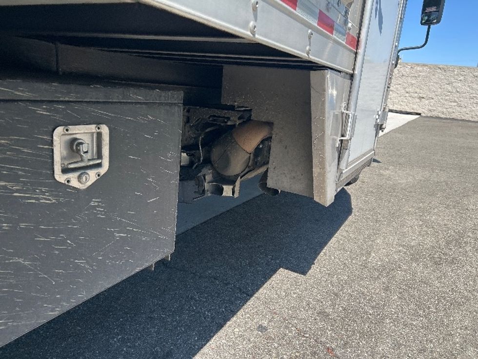 Light Duty Box Truck-Light and Medium Duty Trucks-Isuzu-2022-NPRXD-Torrance-CA-112,976\n\t\tmiles-$ 47,000 - Image 14