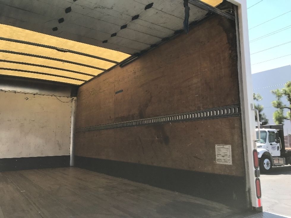 Light Duty Box Truck-Light and Medium Duty Trucks-Isuzu-2022-NPRXD-Torrance-CA-179,191\n\t\tmiles-$ 36,750 - Image 10
