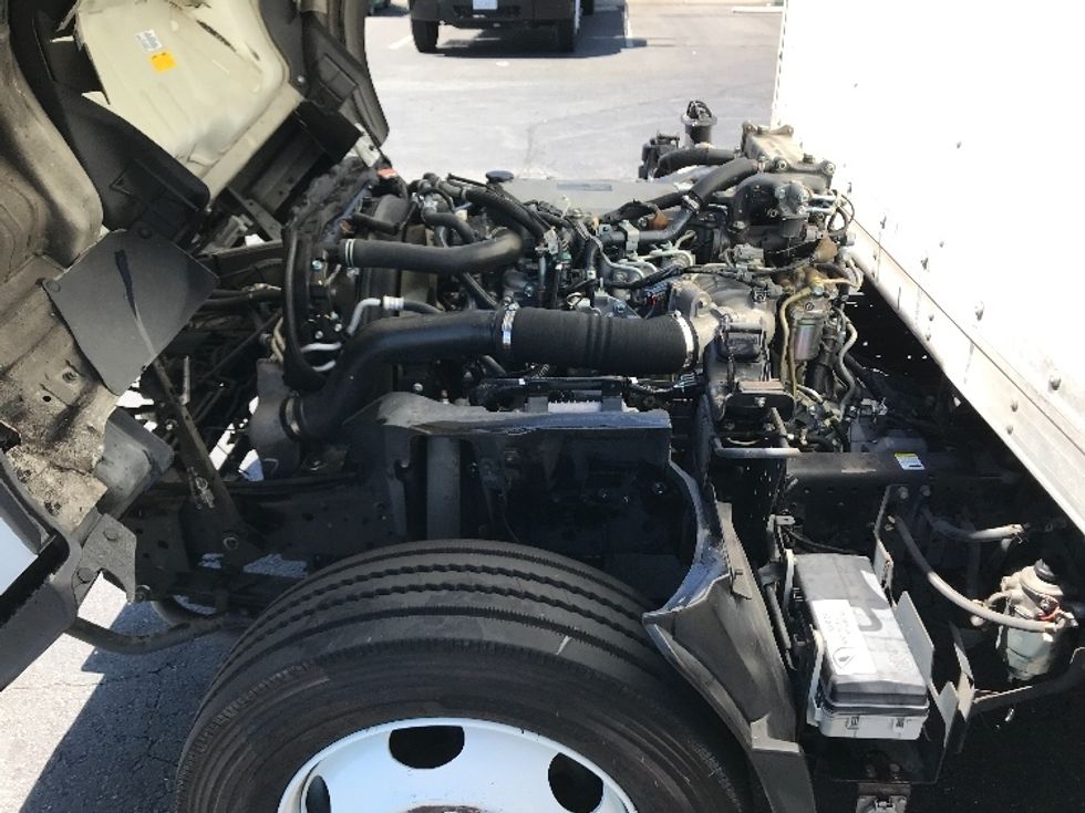 Light Duty Box Truck-Light and Medium Duty Trucks-Isuzu-2022-NPRXD-Torrance-CA-179,191\n\t\tmiles-$ 36,750 - Image 22