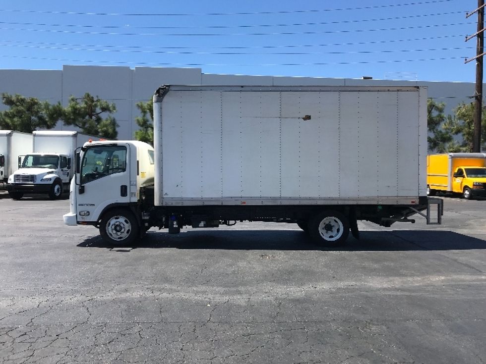 Light Duty Box Truck-Light and Medium Duty Trucks-Isuzu-2022-NPRXD-Torrance-CA-179,191\n\t\tmiles-$ 36,750 - Image 4
