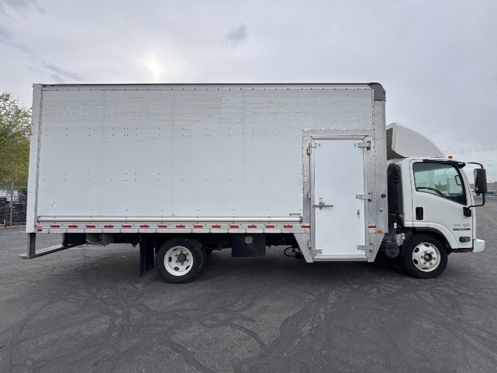 Light Duty Box Truck-Light and Medium Duty Trucks-Isuzu-2022-NPRXD-Torrance-CA-66,535\n\t\tmiles-$ 58,500 - Image 14