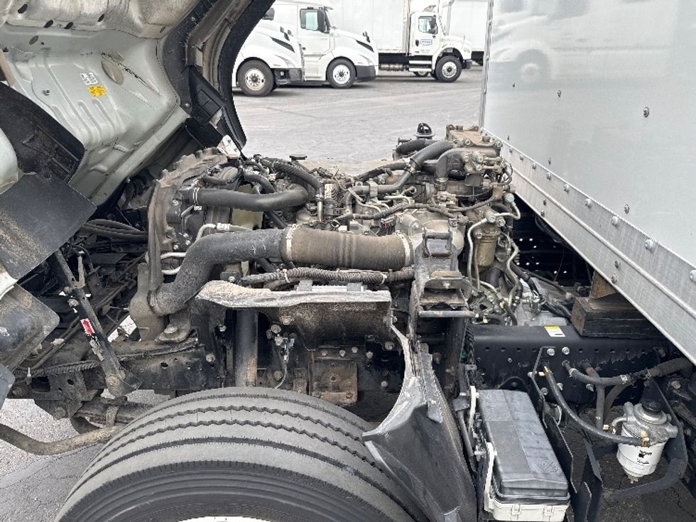 Light Duty Box Truck-Light and Medium Duty Trucks-Isuzu-2022-NPRXD-Torrance-CA-66,535\n\t\tmiles-$ 58,500 - Image 23