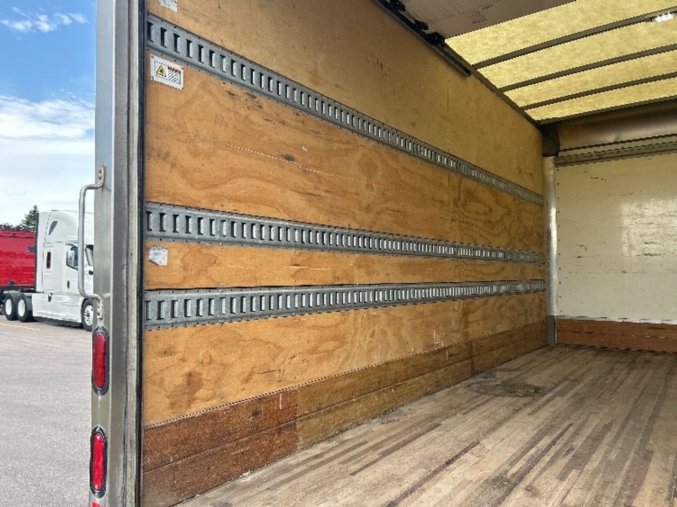 Light Duty Box Truck-Light and Medium Duty Trucks-Isuzu-2023-NPR-Brooklyn Park-MN-104,941\n\t\tmiles-$ 50,250 - Image 11