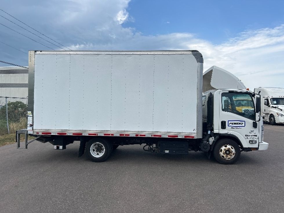 Light Duty Box Truck-Light and Medium Duty Trucks-Isuzu-2023-NPR-Brooklyn Park-MN-104,941\n\t\tmiles-$ 50,250 - Image 15