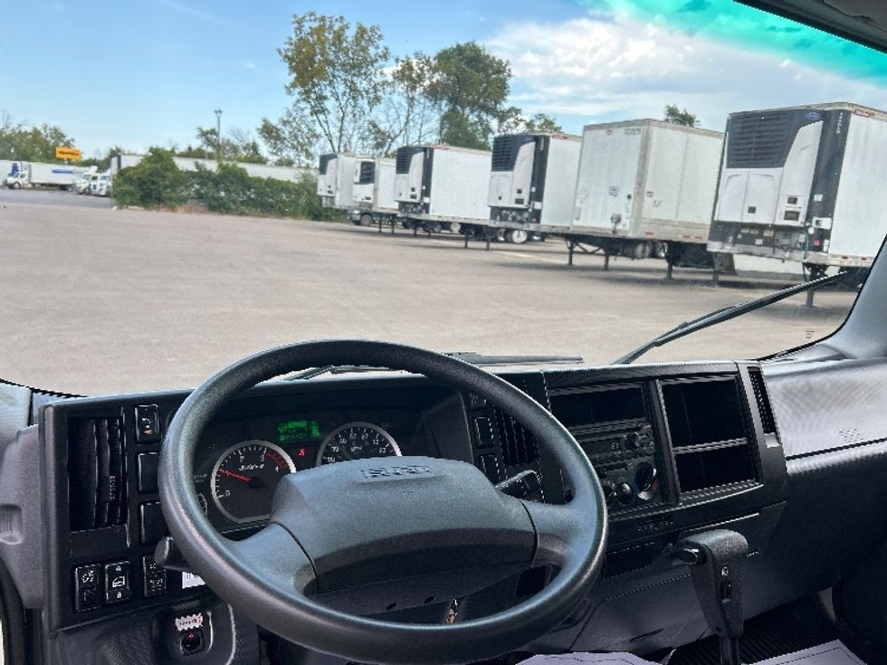 Light Duty Box Truck-Light and Medium Duty Trucks-Isuzu-2023-NPR-Brooklyn Park-MN-104,941\n\t\tmiles-$ 50,250 - Image 18