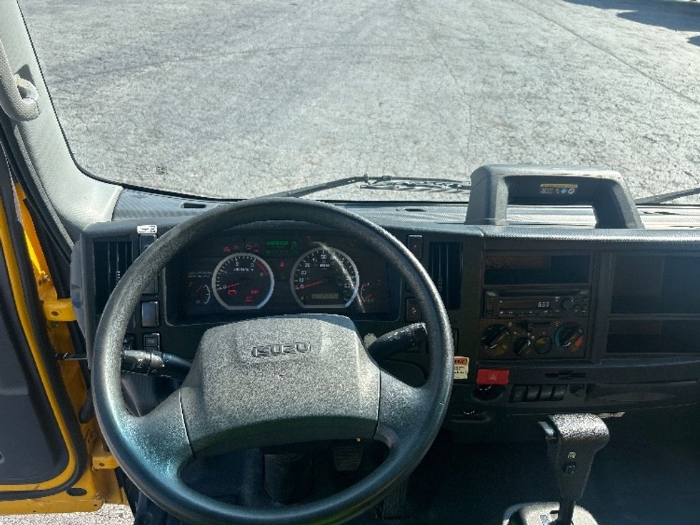 Light Duty Box Truck-Light and Medium Duty Trucks-Isuzu-2023-NPR-Duluth-GA-122,046\n\t\tmiles-$ 45,000 - Image 18