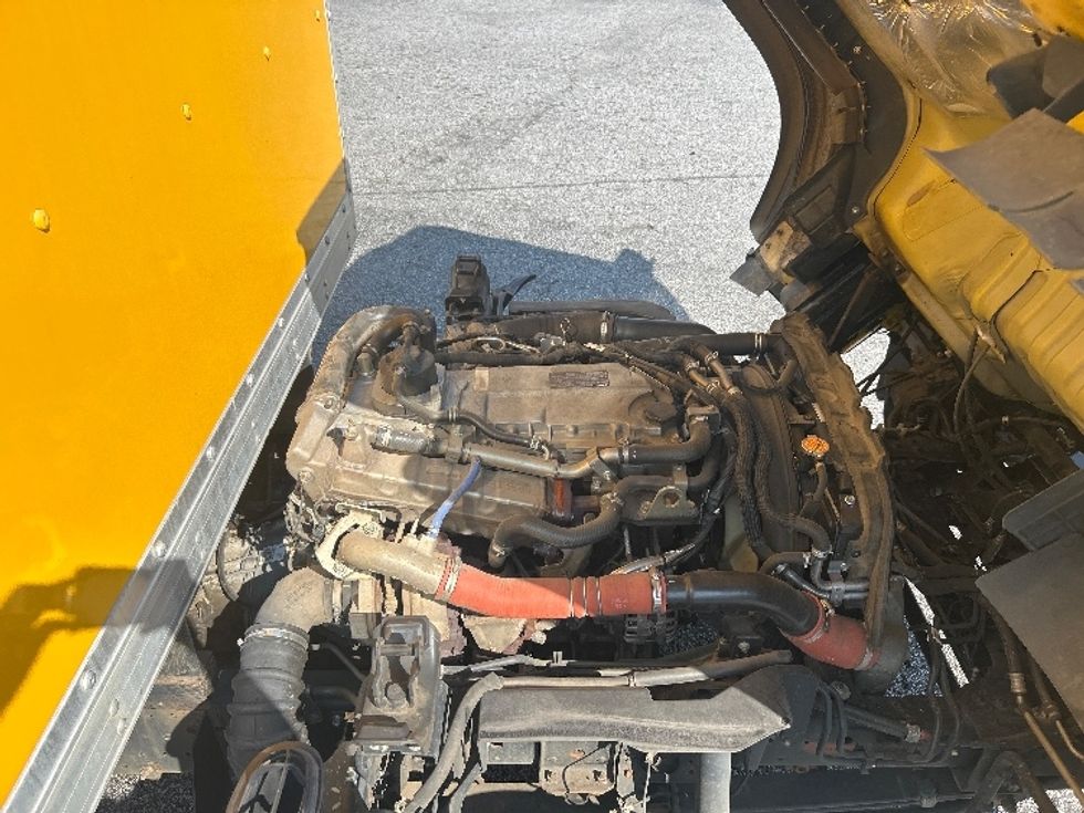 Light Duty Box Truck-Light and Medium Duty Trucks-Isuzu-2023-NPR-Duluth-GA-122,046\n\t\tmiles-$ 45,000 - Image 23