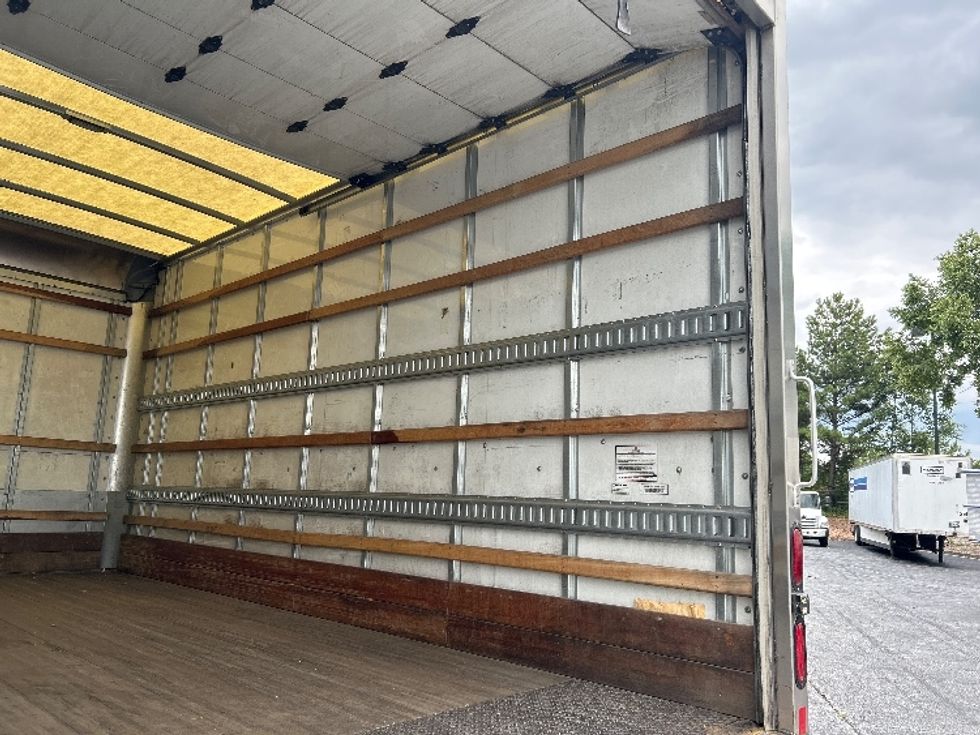 Light Duty Box Truck-Light and Medium Duty Trucks-Isuzu-2023-NPR-Duluth-GA-133,325\n\t\tmiles-$ 45,500 - Image 12