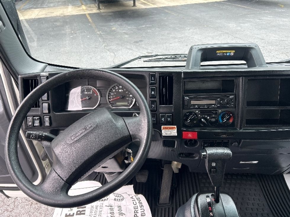 Light Duty Box Truck-Light and Medium Duty Trucks-Isuzu-2023-NPR-Duluth-GA-133,325\n\t\tmiles-$ 45,500 - Image 18