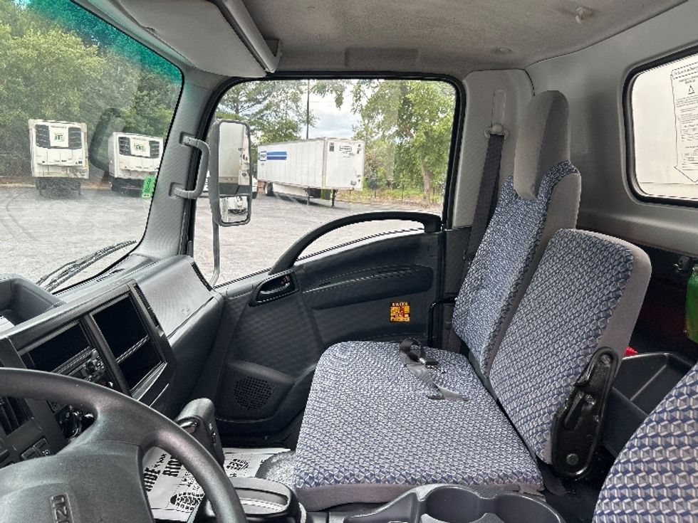 Light Duty Box Truck-Light and Medium Duty Trucks-Isuzu-2023-NPR-Duluth-GA-133,325\n\t\tmiles-$ 45,500 - Image 19
