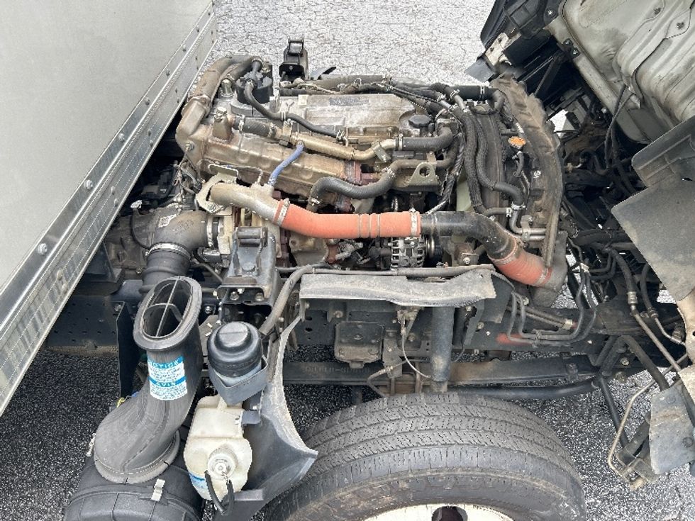 Light Duty Box Truck-Light and Medium Duty Trucks-Isuzu-2023-NPR-Duluth-GA-133,325\n\t\tmiles-$ 45,500 - Image 23