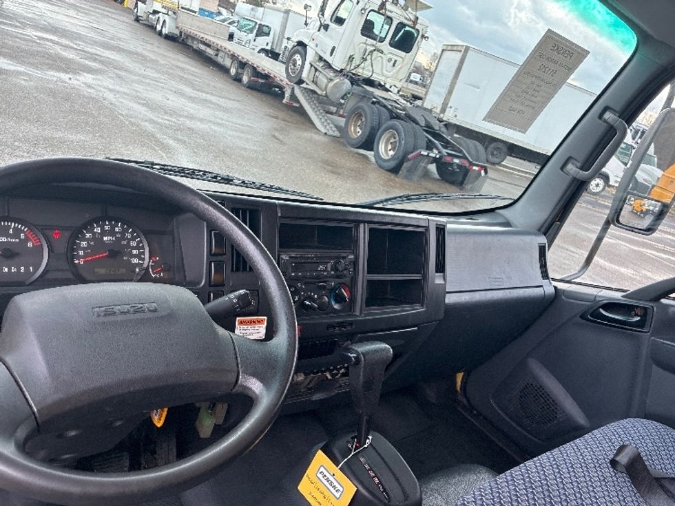 Light Duty Box Truck-Light and Medium Duty Trucks-Isuzu-2023-NPR EFI-Akron-OH-108,469\n\t\tmiles-$ 41,000 - Image 18
