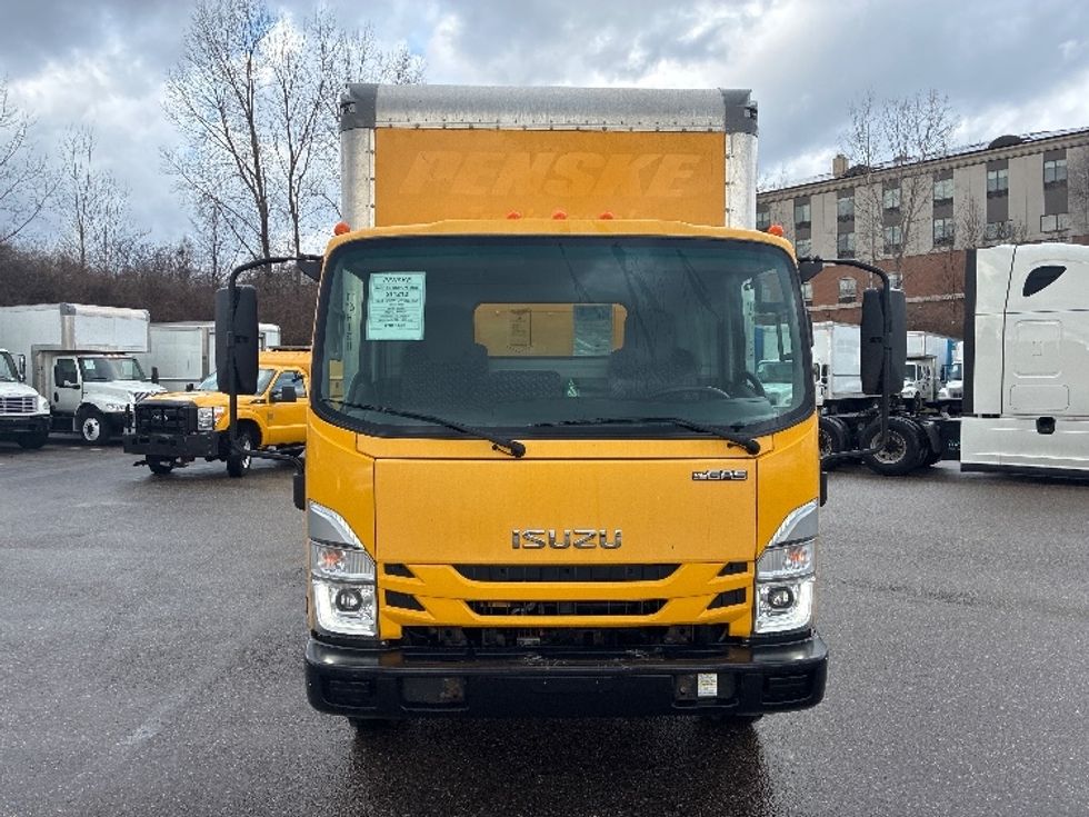 Light Duty Box Truck-Light and Medium Duty Trucks-Isuzu-2023-NPR EFI-Akron-OH-108,469\n\t\tmiles-$ 41,000 - Image 2