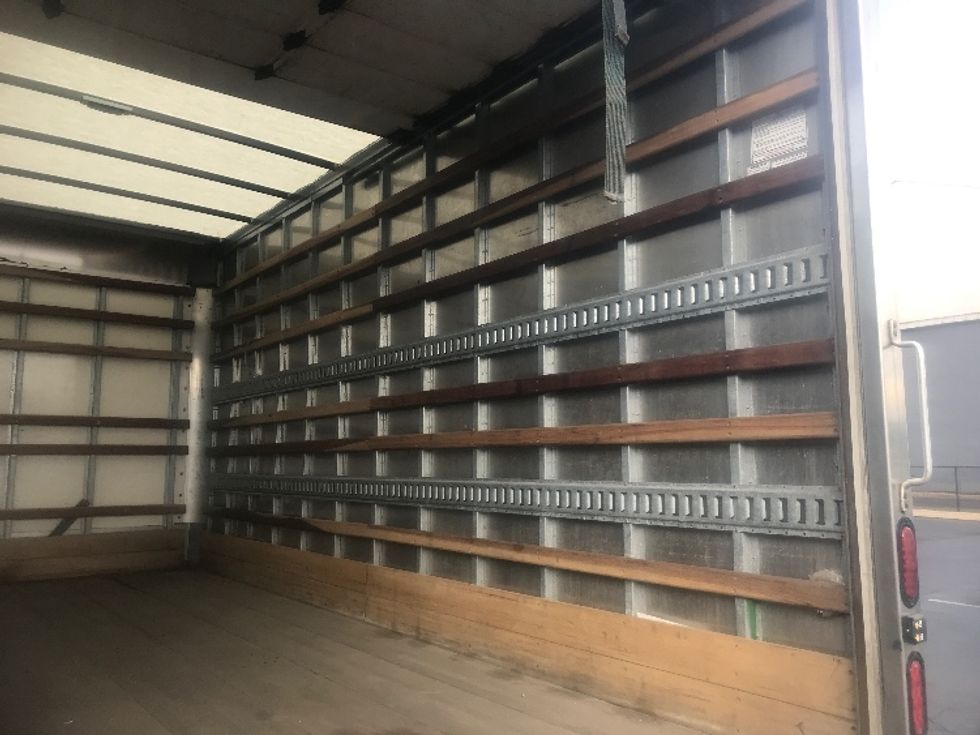 Light Duty Box Truck-Light and Medium Duty Trucks-Isuzu-2023-NPR EFI-Akron-OH-127,627\n\t\tmiles-$ 41,000 - Image 12