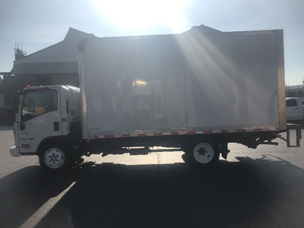 Light Duty Box Truck-Light and Medium Duty Trucks-Isuzu-2023-NPR EFI-Akron-OH-127,627\n\t\tmiles-$ 41,000 - Image 4