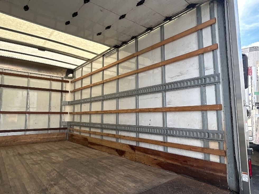 Light Duty Box Truck-Light and Medium Duty Trucks-Isuzu-2023-NPR EFI-Auburn-MA-107,152\n\t\tmiles-$ 39,750 - Image 12