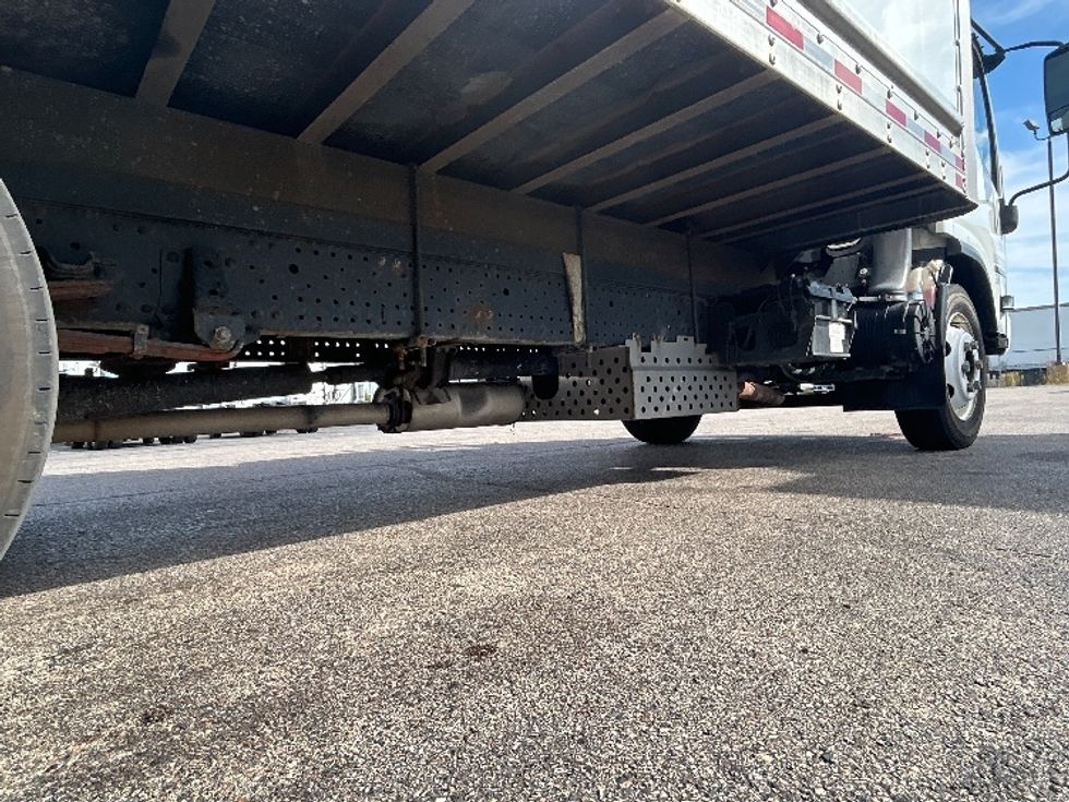 Light Duty Box Truck-Light and Medium Duty Trucks-Isuzu-2023-NPR EFI-Auburn-MA-107,152\n\t\tmiles-$ 39,750 - Image 14