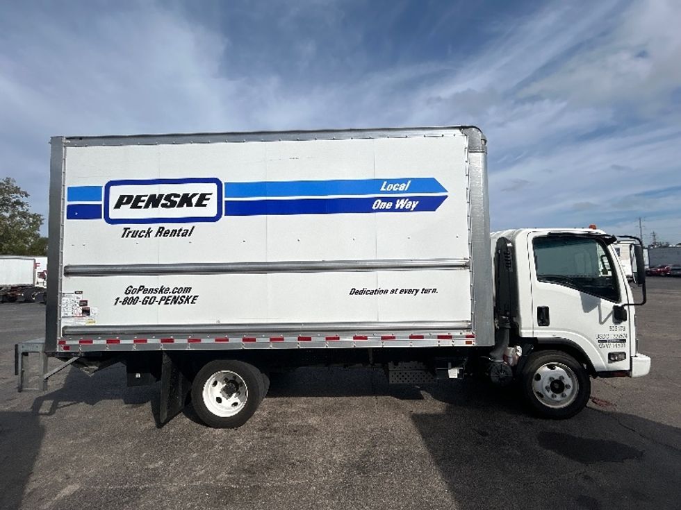 Light Duty Box Truck-Light and Medium Duty Trucks-Isuzu-2023-NPR EFI-Auburn-MA-107,152\n\t\tmiles-$ 39,750 - Image 15