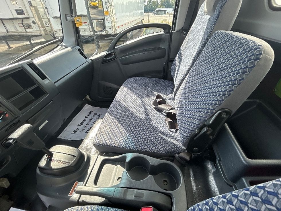 Light Duty Box Truck-Light and Medium Duty Trucks-Isuzu-2023-NPR EFI-Auburn-MA-107,152\n\t\tmiles-$ 39,750 - Image 19