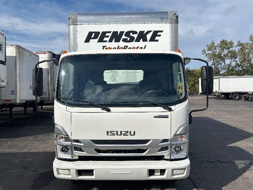 Light Duty Box Truck-Light and Medium Duty Trucks-Isuzu-2023-NPR EFI-Auburn-MA-107,152\n\t\tmiles-$ 39,750 - Image 2