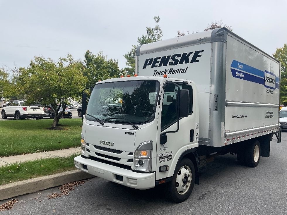 Light Duty Box Truck-Light and Medium Duty Trucks-Isuzu-2023-NPR EFI-Burlington-NJ-106,222\n\t\tmiles-$ 41,000 - Image 1
