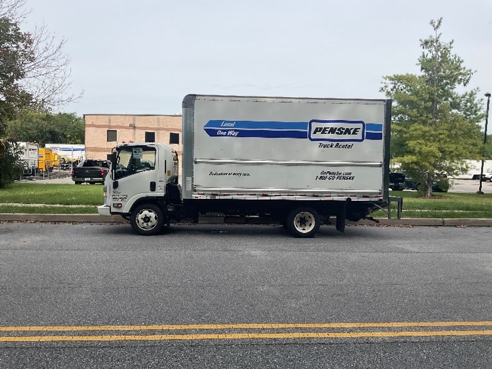 Light Duty Box Truck-Light and Medium Duty Trucks-Isuzu-2023-NPR EFI-Burlington-NJ-106,222\n\t\tmiles-$ 41,000 - Image 4