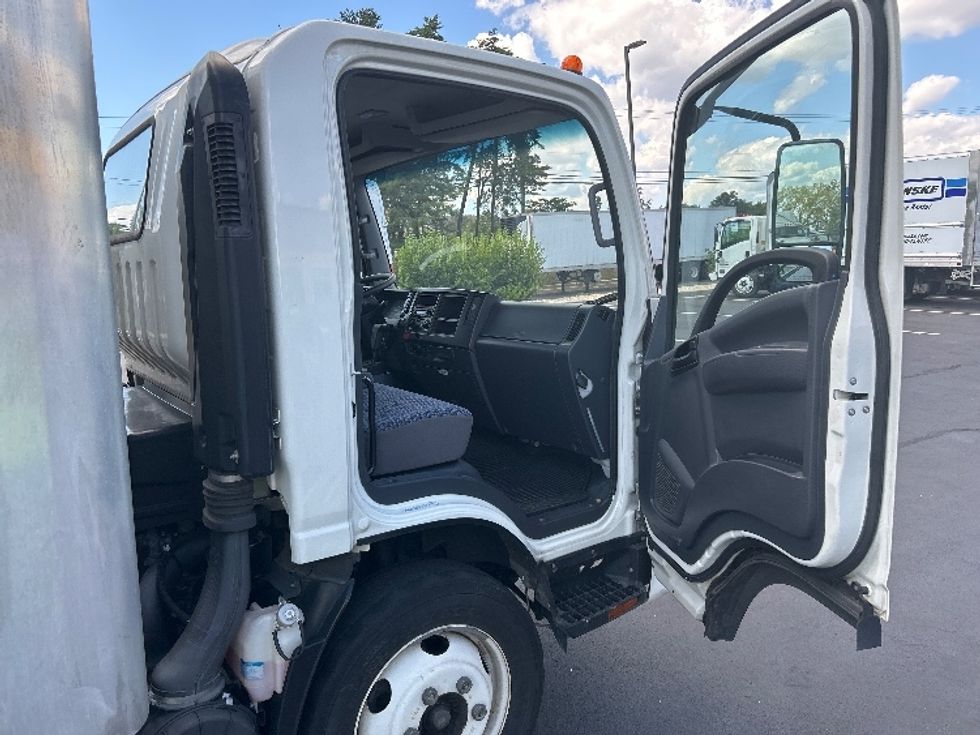Light Duty Box Truck-Light and Medium Duty Trucks-Isuzu-2023-NPR EFI-Capitol Heights-MD-110,777\n\t\tmiles-$ 42,000 - Image 19