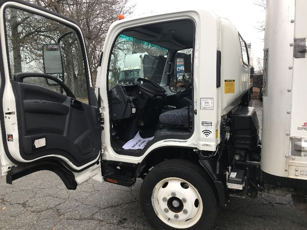 Light Duty Box Truck-Light and Medium Duty Trucks-Isuzu-2023-NPR EFI-Charlotte-NC-126,310\n\t\tmiles-$ 40,250 - Image 16