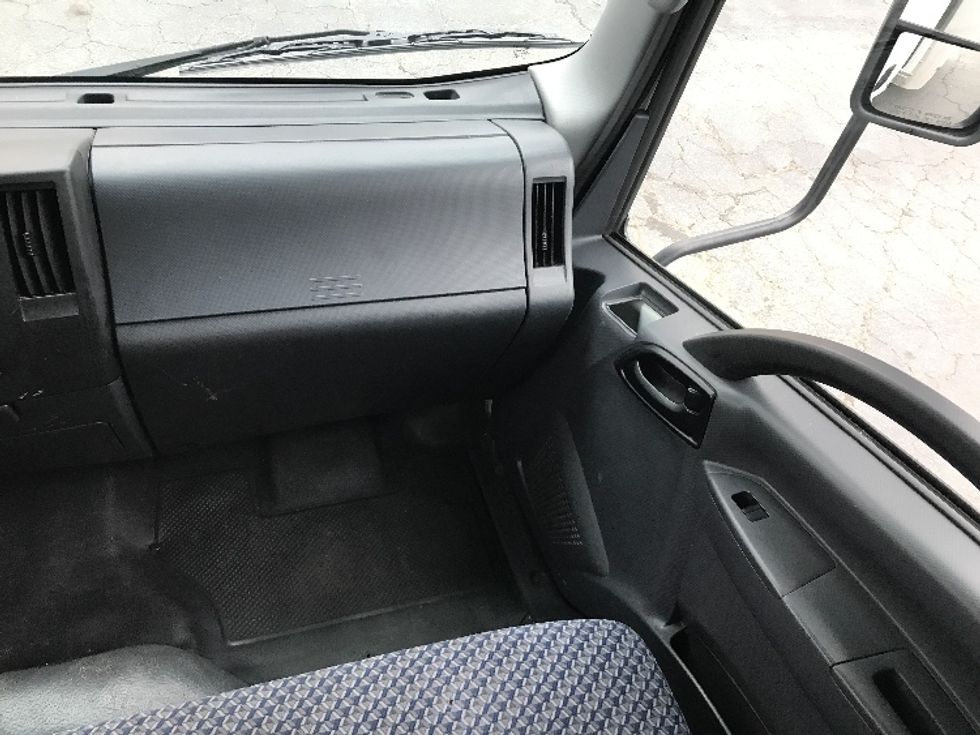 Light Duty Box Truck-Light and Medium Duty Trucks-Isuzu-2023-NPR EFI-Charlotte-NC-126,310\n\t\tmiles-$ 40,250 - Image 21