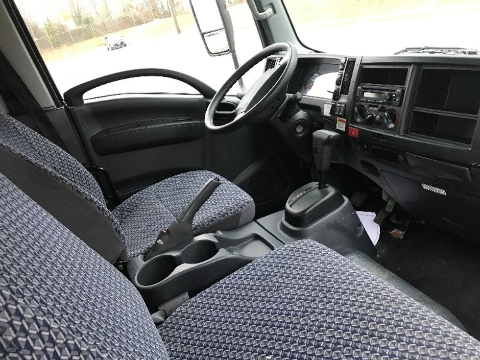 Light Duty Box Truck-Light and Medium Duty Trucks-Isuzu-2023-NPR EFI-Charlotte-NC-126,310\n\t\tmiles-$ 40,250 - Image 22