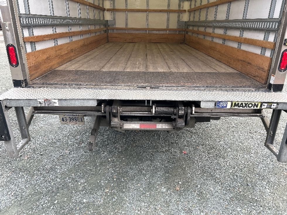 Light Duty Box Truck-Light and Medium Duty Trucks-Isuzu-2023-NPR EFI-Charlottesville-VA-140,987\n\t\tmiles-$ 34,500 - Image 10