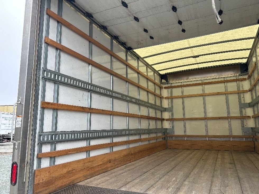 Light Duty Box Truck-Light and Medium Duty Trucks-Isuzu-2023-NPR EFI-Charlottesville-VA-140,987\n\t\tmiles-$ 34,500 - Image 11