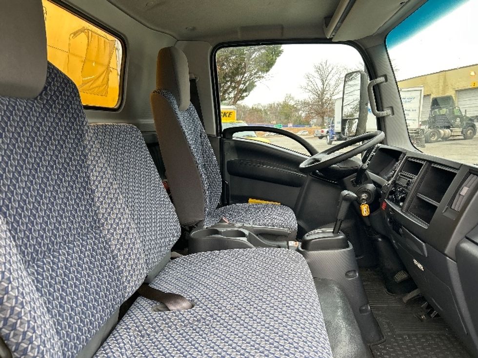 Light Duty Box Truck-Light and Medium Duty Trucks-Isuzu-2023-NPR EFI-Charlottesville-VA-140,987\n\t\tmiles-$ 34,500 - Image 22