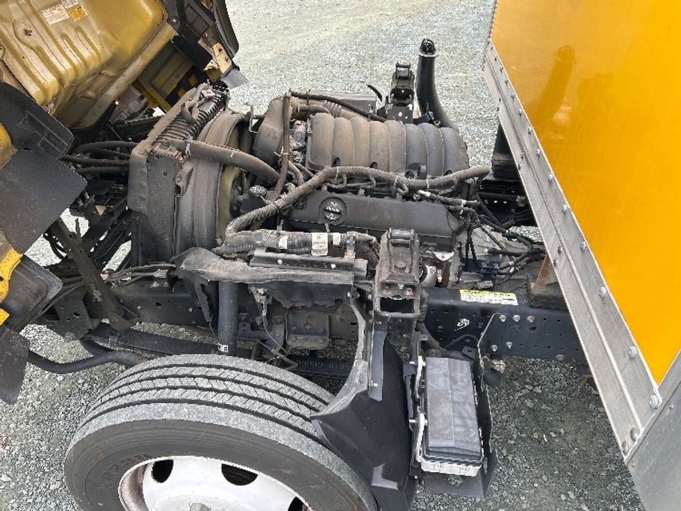 Light Duty Box Truck-Light and Medium Duty Trucks-Isuzu-2023-NPR EFI-Charlottesville-VA-140,987\n\t\tmiles-$ 34,500 - Image 24