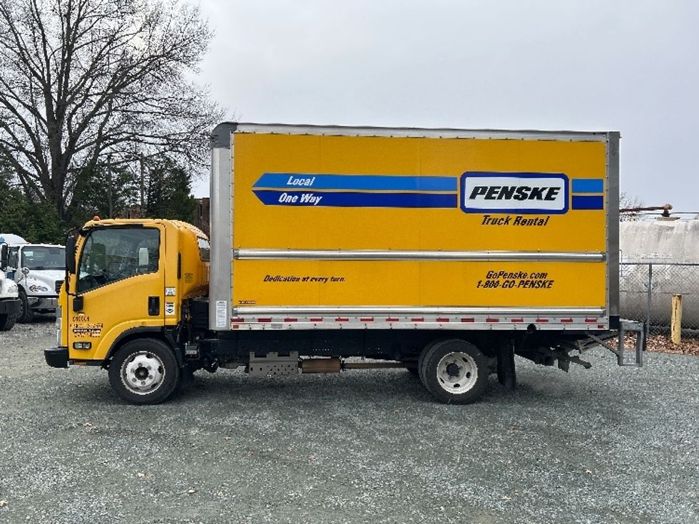 Light Duty Box Truck-Light and Medium Duty Trucks-Isuzu-2023-NPR EFI-Charlottesville-VA-140,987\n\t\tmiles-$ 34,500 - Image 4