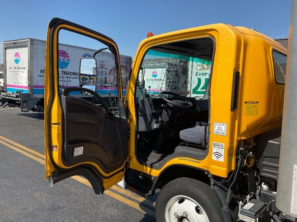 Light Duty Box Truck-Light and Medium Duty Trucks-Isuzu-2023-NPR EFI-City Of Industry-CA-104,872\n\t\tmiles-$ 44,250 - Image 16