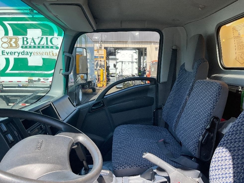 Light Duty Box Truck-Light and Medium Duty Trucks-Isuzu-2023-NPR EFI-City Of Industry-CA-104,872\n\t\tmiles-$ 44,250 - Image 19