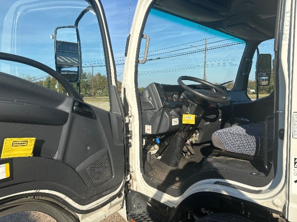 Light Duty Box Truck-Light and Medium Duty Trucks-Isuzu-2023-NPR EFI-Dothan-AL-108,961\n\t\tmiles-$ 42,500 - Image 16