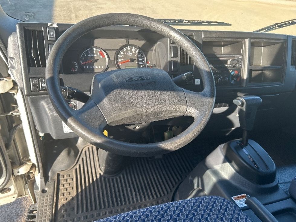 Light Duty Box Truck-Light and Medium Duty Trucks-Isuzu-2023-NPR EFI-Dothan-AL-108,961\n\t\tmiles-$ 42,500 - Image 18