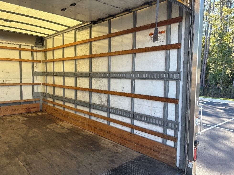 Light Duty Box Truck-Light and Medium Duty Trucks-Isuzu-2023-NPR EFI-Dothan-AL-118,323\n\t\tmiles-$ 40,000 - Image 12