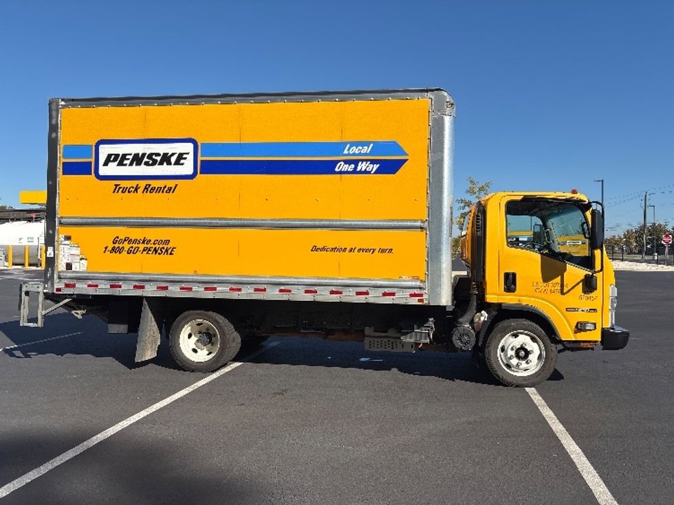 Light Duty Box Truck-Light and Medium Duty Trucks-Isuzu-2023-NPR EFI-Dothan-AL-118,323\n\t\tmiles-$ 40,000 - Image 15