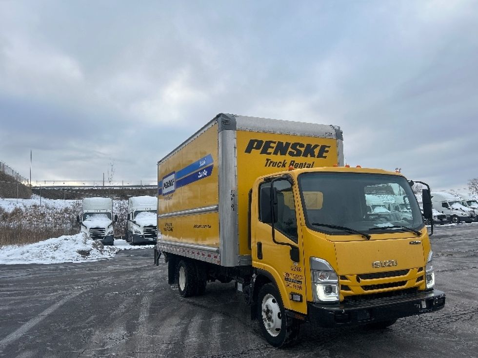 Light Duty Box Truck-Light and Medium Duty Trucks-Isuzu-2023-NPR EFI-Elmira-NY-77,504\n\t\tmiles-$ 41,000 - Image 1
