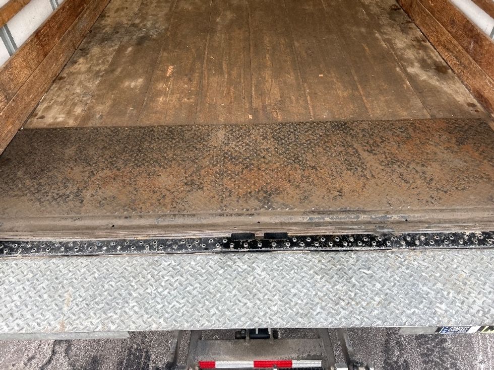 Light Duty Box Truck-Light and Medium Duty Trucks-Isuzu-2023-NPR EFI-Elmira-NY-77,504\n\t\tmiles-$ 41,000 - Image 10