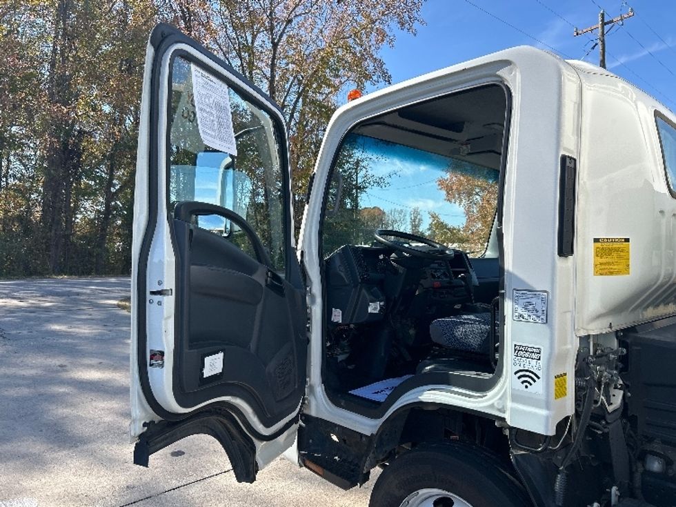 Light Duty Box Truck-Light and Medium Duty Trucks-Isuzu-2023-NPR EFI-Florence-SC-105,441\n\t\tmiles-$ 43,250 - Image 16